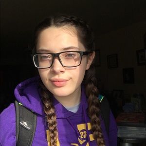 Meet your Posher, Zowie